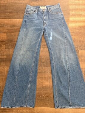 MOTHER. Snacks!! The Lemon twist jeans. Excellent pre owned condition.